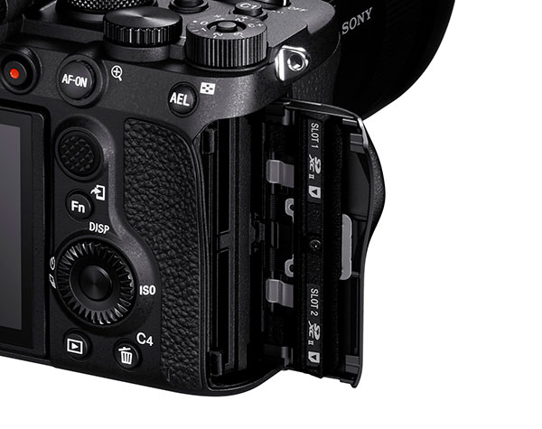 sony a7r4-FE2470GM_SD_02