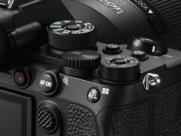 sony a7r4-multi-button