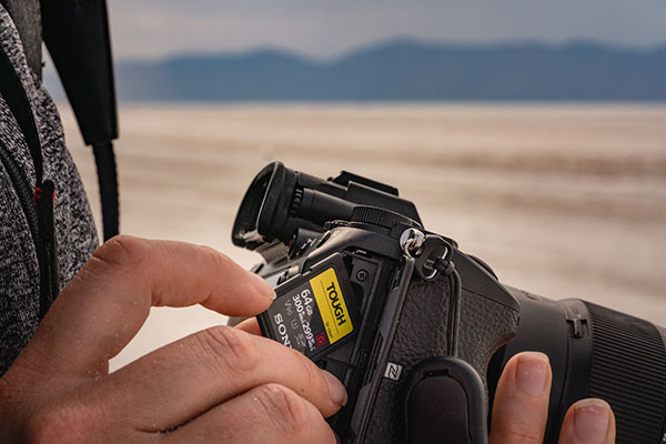 sony tough-situation10-Large